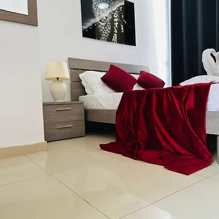 Royal Nest